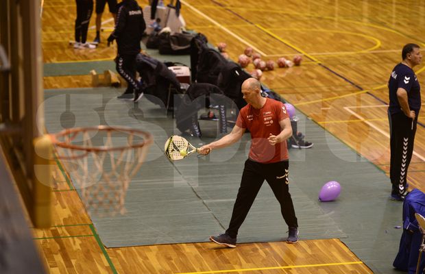 ROMÂNIA - UNGARIA // CORESPONDENȚĂ DIN JAPONIA » EXCLUSIV FOTO&VIDEO Ce făcea Ryde la ultimul antrenament înaintea finalei cu Ungaria