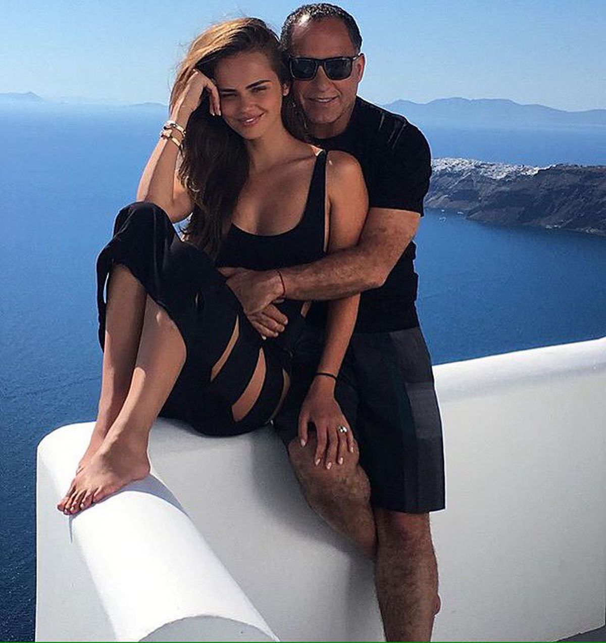 FOTO A dat lovitura în America! A apărut în clipul lui Justin Bieber și are un soț miliardar, cu 36 de ani mai mare