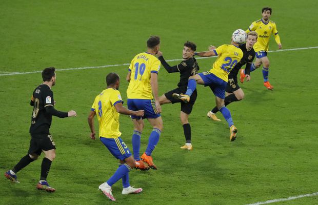 Cadiz - Barcelona 2-1 » Barca, în cădere liberă! 12 puncte de Atletico: „Fără idei, fără soluții”