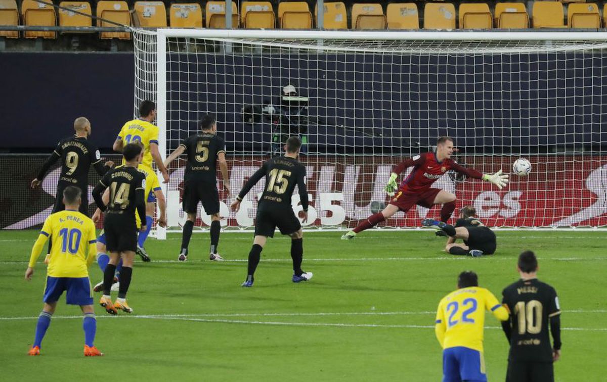 Cadiz - Barcelona 2-1 » Barca, în cădere liberă! 12 puncte de Atletico: „Fără idei, fără soluții”