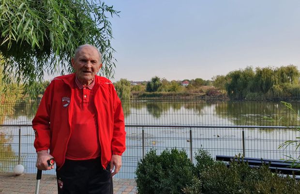 Un clasic al lui Dinamo a izbucnit în plâns la telefon!: „Luați-vă catrafusele și săpați munții pentru autostrăzi!”