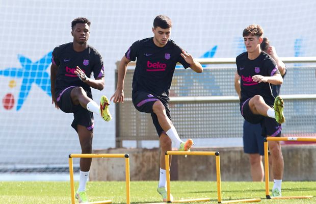 Lovitură pentru Barcelona înaintea meciului cu Bayern! Un titular a „picat” definitiv: „E foarte important să se recupereze complet”