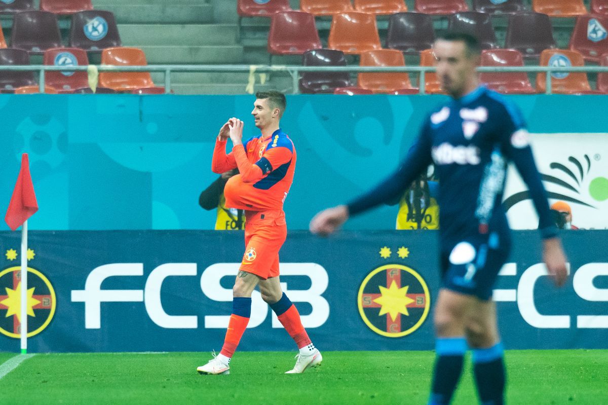 Până și jucătorii de la FCSB recunosc erorile lui Marian Barbu: „Mingea a ieșit clar!”