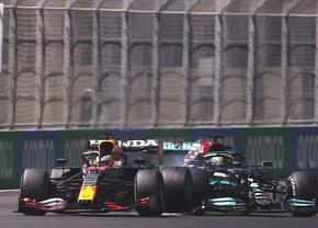 Lewis Hamilton a câștigat Marele Premiu din Arabia Saudită, la capătul unei curse haotice » Egalul lui Verstappen înainte de ultima rundă a sezonului!