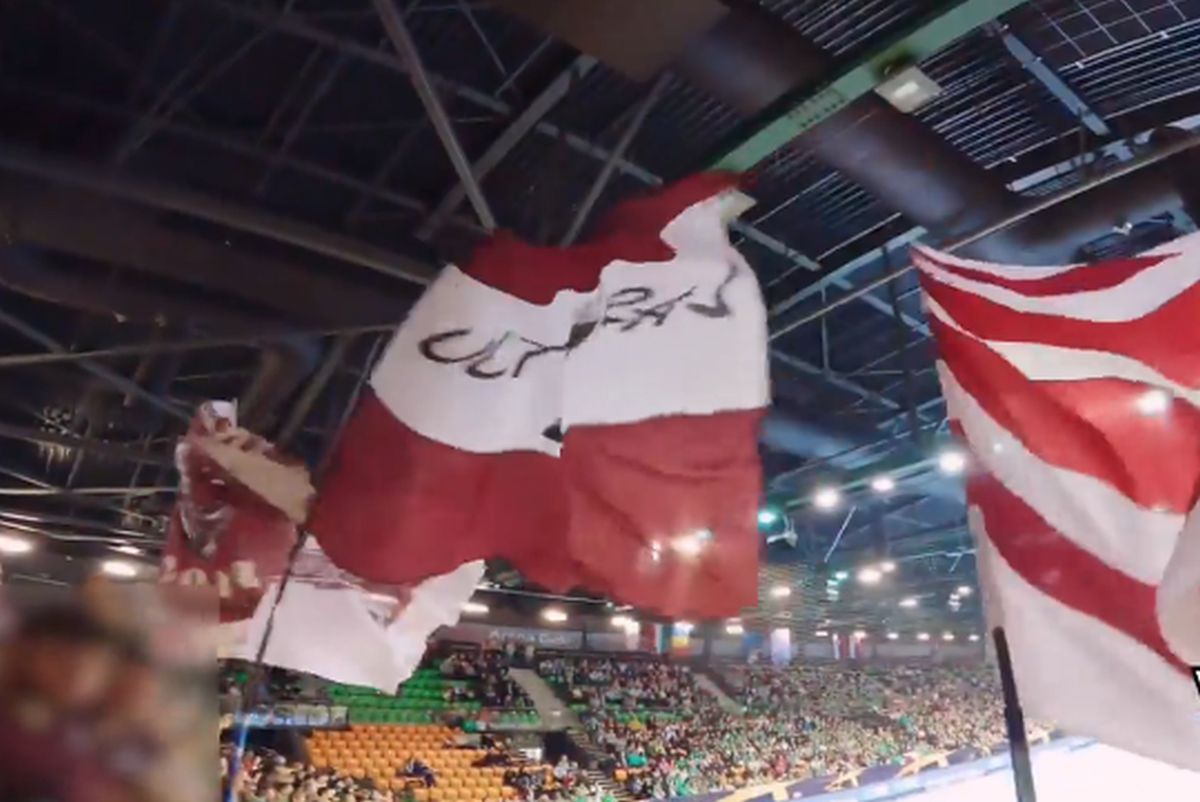 Japonezi? Nu, români! Presa maghiară, cucerită de fanii Rapidului: „Jos pălăria!” » Ce s-a întâmplat la meciul cu Gyor