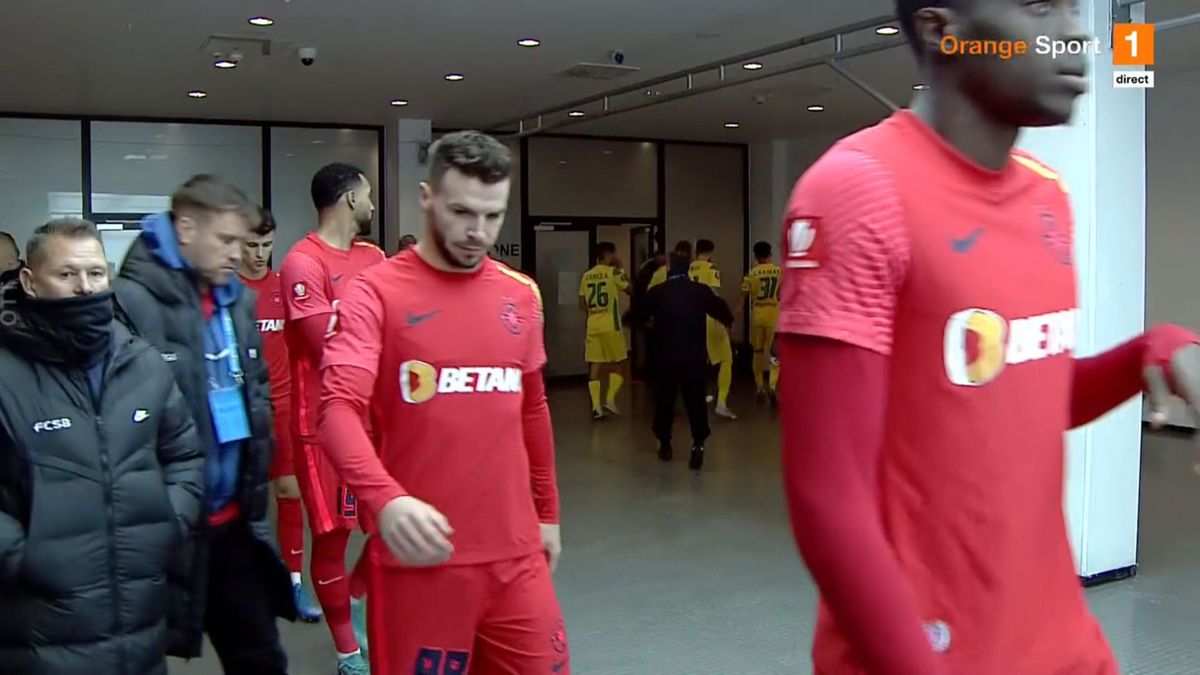 Start întârziat în FCSB - CS Mioveni! De ce au protestat oaspeții » „O rușine!”