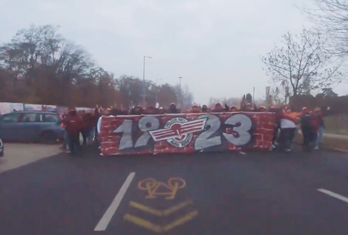 Japonezi? Nu, români! Presa maghiară, cucerită de fanii Rapidului: „Jos pălăria!” » Ce s-a întâmplat la meciul cu Gyor