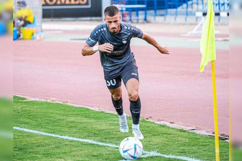 Vlad Dragomir este dorit de Adrian Mutu la Rapid // sursă foto: Instagram @ vlad.dragomir