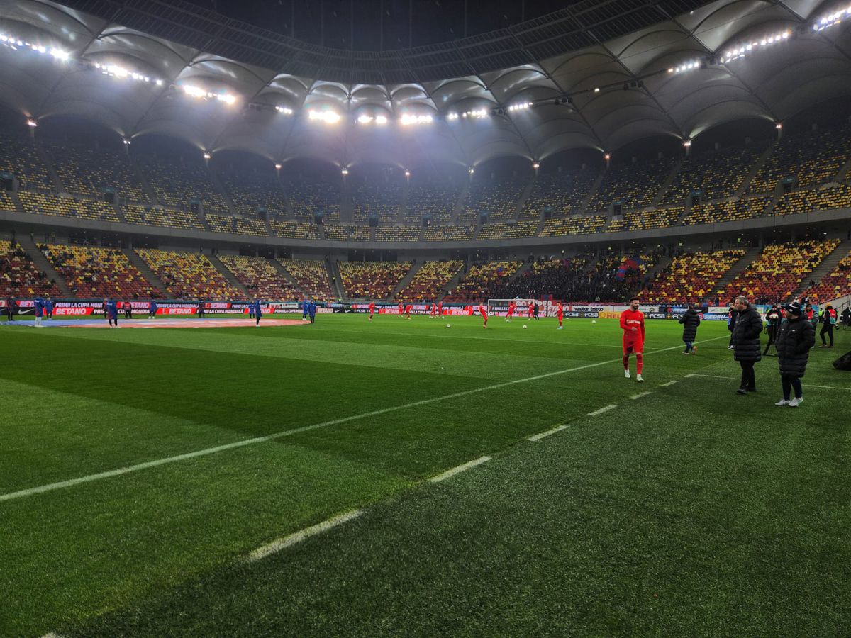 Start întârziat în FCSB - CS Mioveni! De ce au protestat oaspeții » „O rușine!”