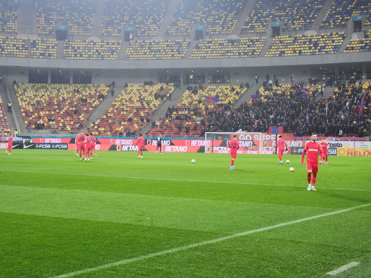 Start întârziat în FCSB - CS Mioveni! De ce au protestat oaspeții » „O rușine!”