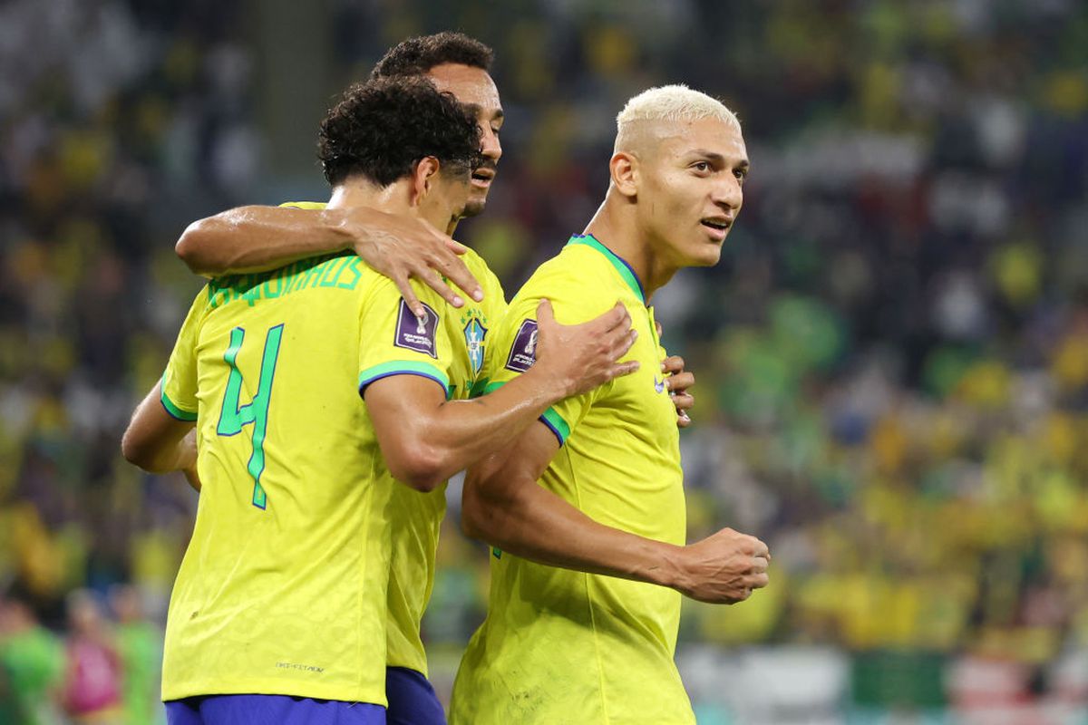 Dansul brazilienilor de la Mondial l-a scos din sărite pe un fotbalist legendar: „Lipsit de respect! Parcă m-aș uita la «Dansez pentru tine»”