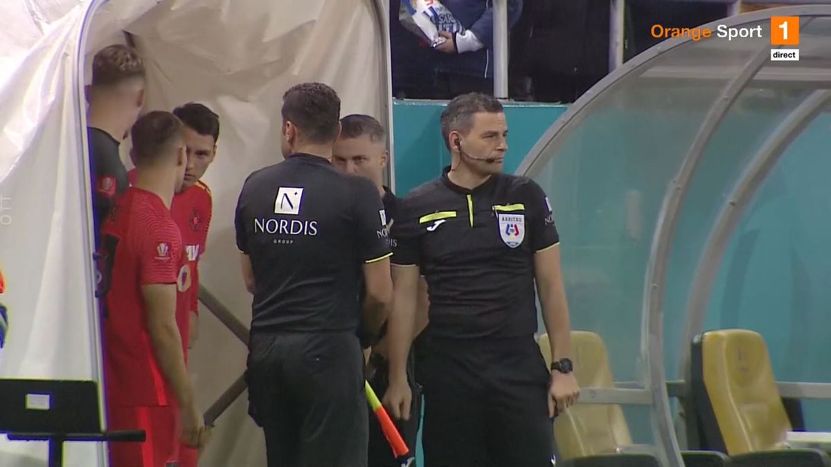 Start întârziat în FCSB - CS Mioveni! De ce au protestat oaspeții » „O rușine!”