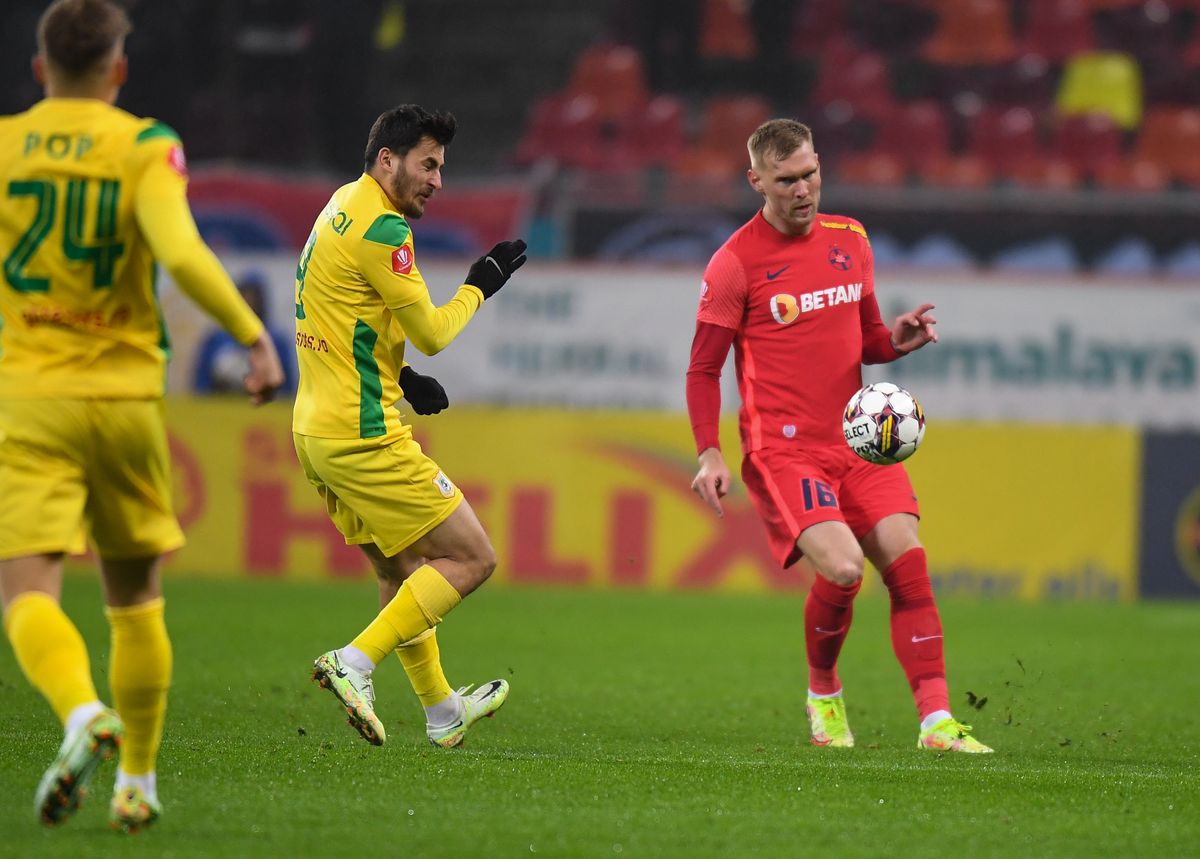 A dat gol cu CS Mioveni, dar Gigi Becali îi anunță plecarea de la FCSB: „M-am înțeles cu clubul!”