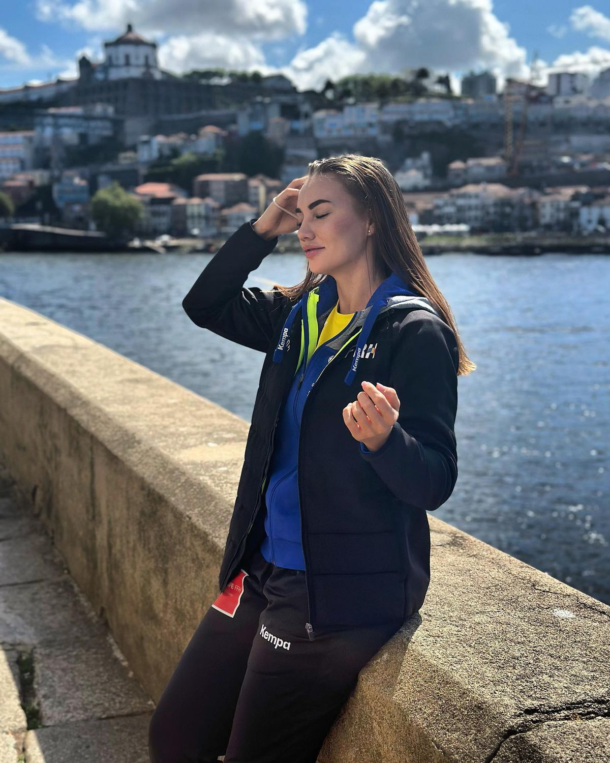 „Una dintre cele mai frumoase sportive” din România are o poveste cutremurătoare: „Cum să îmi fie rușine?! Mâncam margarină cu slănină, pachețelul de la mami”