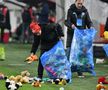 „A plouat” cu jucării de pluș la Sepsi - Dinamo! GSP.ro are detaliile gestului care i-a surprins pe fotbaliști