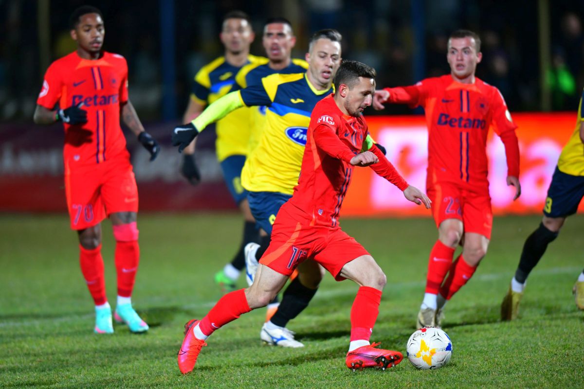 Primarul din Borcea a intrat în vestiar la pauza meciului cu FCSB: „Exact așa i-am spus”