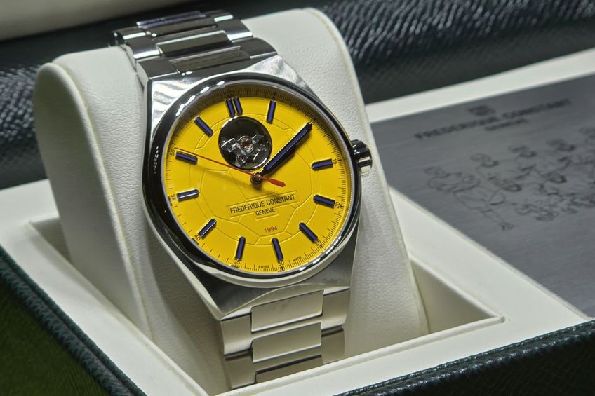 Membrii Generației de Aur au primit ceasuri comemorative » Cum arată și cât costa bijuteria