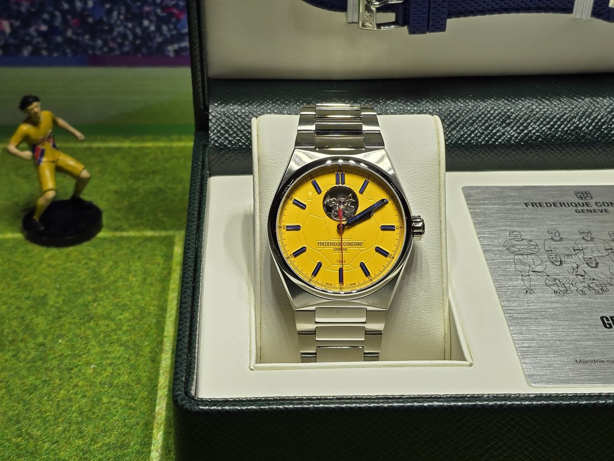 Membrii Generației de Aur au primit ceasuri comemorative » Cum arată și cât costă bijuteria