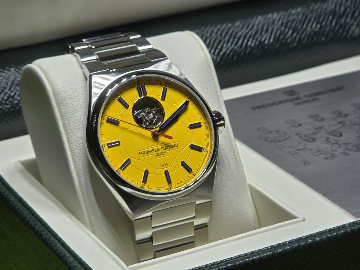 Membrii Generației de Aur au primit ceasuri comemorative » Cum arată și cât costă bijuteria