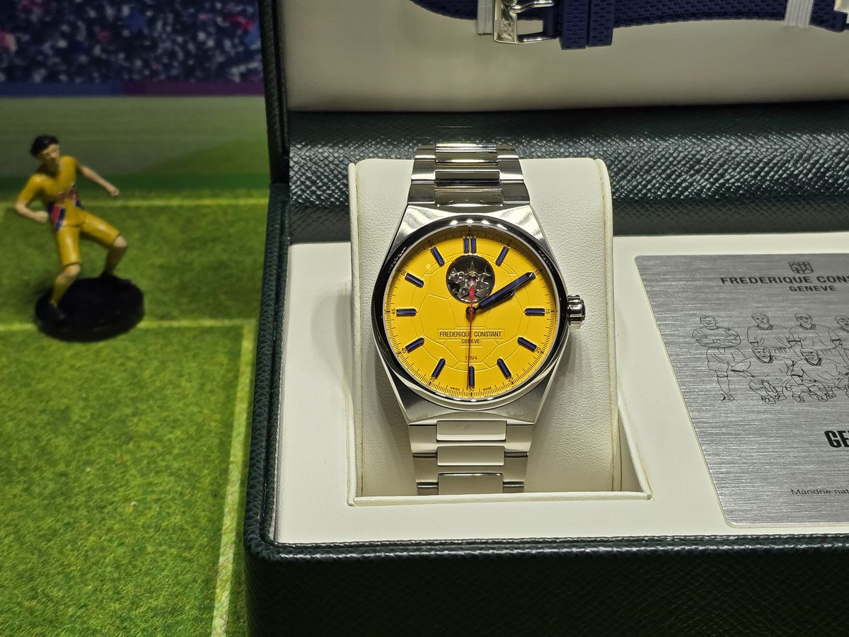 Membrii Generației de Aur au primit ceasuri comemorative » Cum arată și cât costă bijuteria