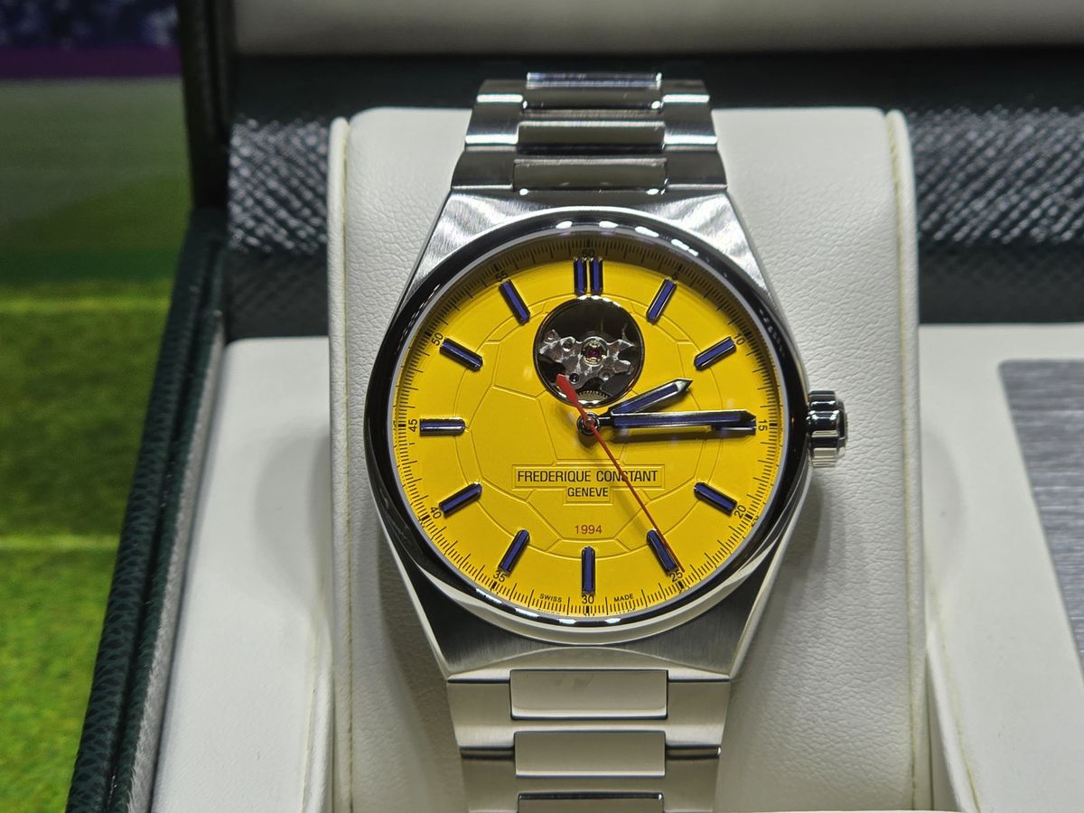 Membrii Generației de Aur au primit ceasuri comemorative » Cum arată și cât costă bijuteria