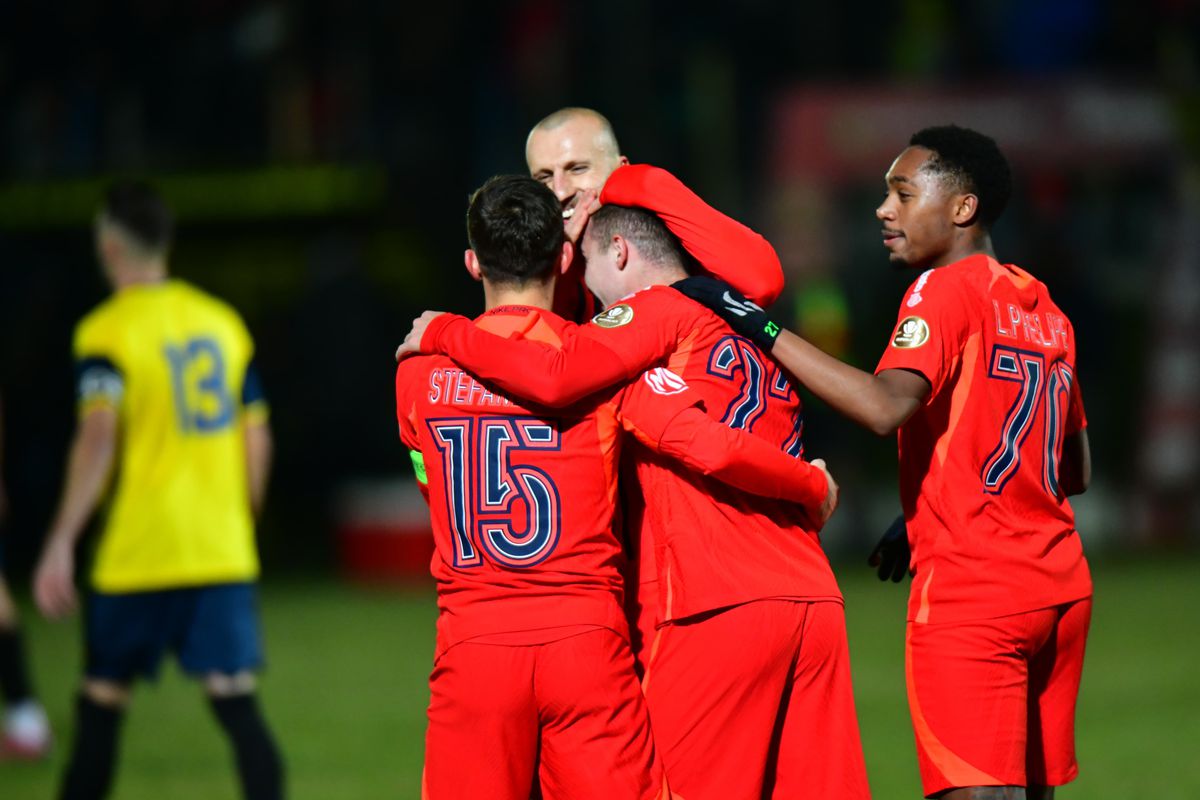 „«Ori luăm bătaie, ori ne bat»”. Vlad Chiricheș, replica serii, după Agricola Borcea - FCSB