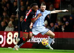 Cu Radu Drăgușin integralist, Tottenham a pierdut surprinzător în deplasare cu Bournemouth » Clasament în Premier League