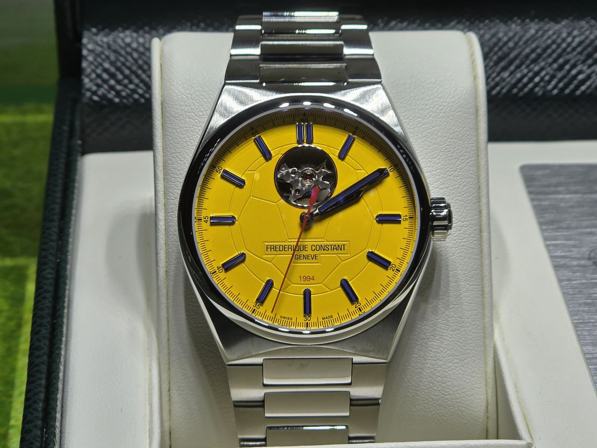 Membrii Generației de Aur au primit ceasuri comemorative » Cum arată și cât costă bijuteria