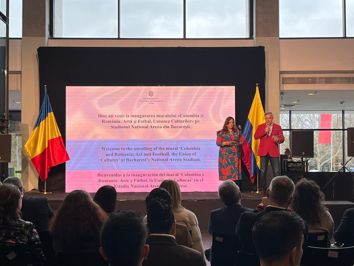 Muralul de 90 m2 cu Gheorghe Hagi și un mare rival, după ideea Ambasadei Columbiei, a fost inaugurat la Arena Națională