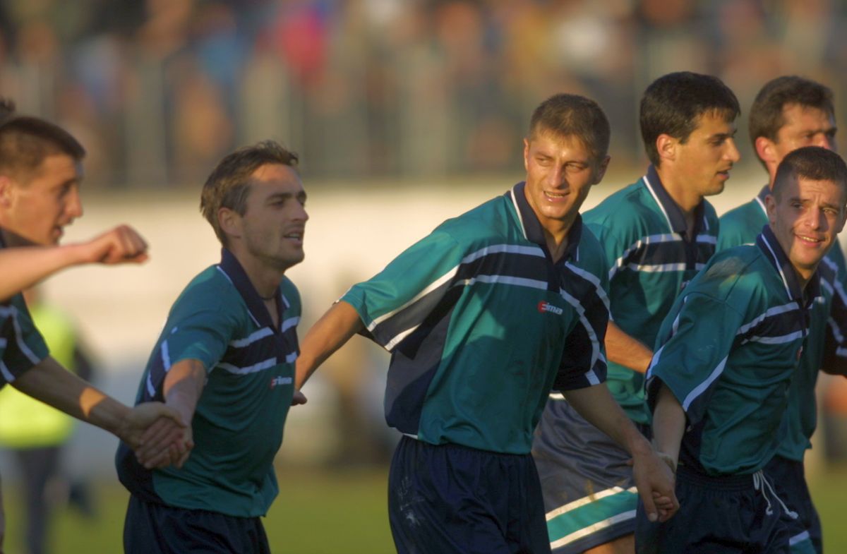 Titularul din Dinamo - Foresta 4-5 a ajuns instalator de gaze: „Am lucrat și la stația de betoane” » Apariție în premieră după 25 de ani: „După meci, ne-au luat la antidrog”