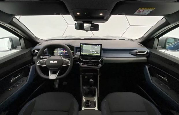 Germanii au văzut noul model Dacia și au făcut toate calculele » Depășește și mașinile electrice