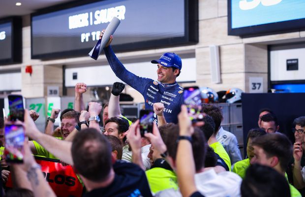 Pilotul celebru din Formula 1 știe cine va câștiga titlul la Abu Dhabi: „E circuitul lui, are un mare avantaj”