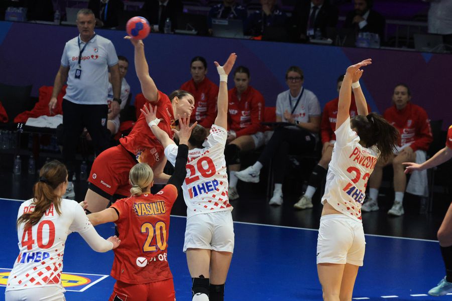 Alisia Boiciuc, 3 goluri contra Croației/Foto: Ionuț Iordache (GSP) Alisia Boiciuc, nominalizată la premiul de „cea mai bună tânără handbalistă” a Mondialului: „O jucătoare completă, o dublă amenințare”