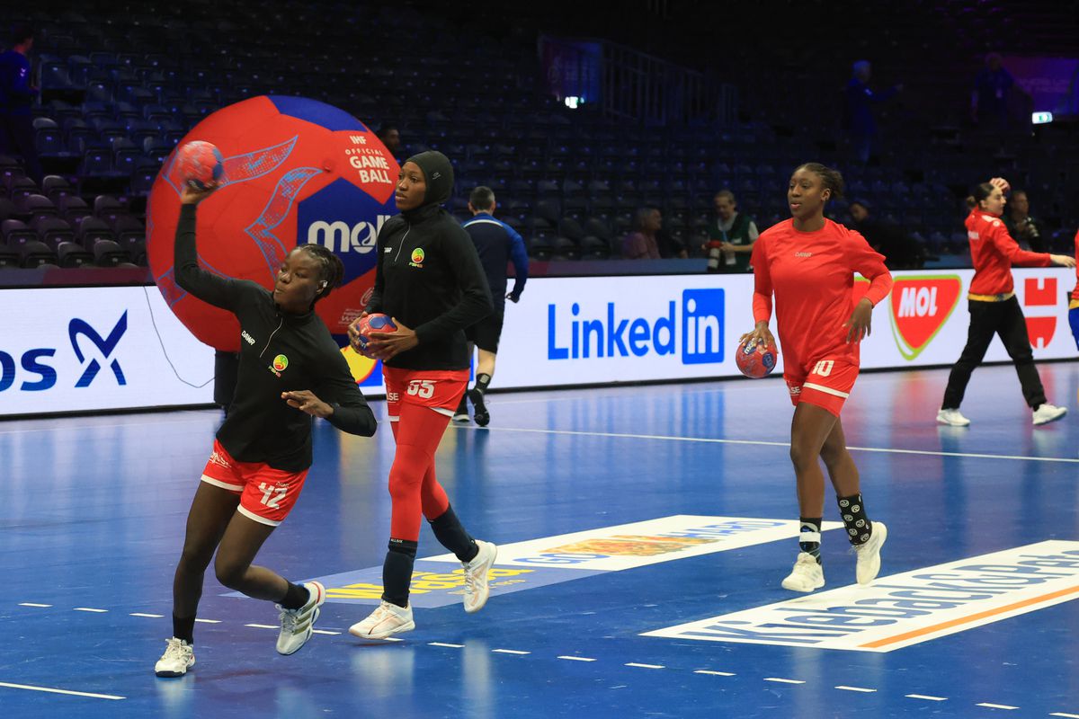 România s-a distrat cu Senegal, scor 37-17, și rămâne în obiectiv la Campionatul Mondial! Ce urmează