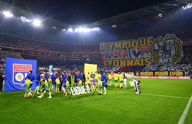 Frauda secolului » Un club celebru a plătit 120 de milioane de euro pentru 5 jucători care nu au ajuns niciodată la club!