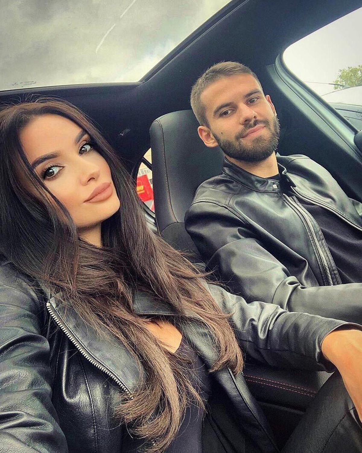 FOTO Bogdan Țîru s-a căsătorit cu o brunetă superbă » Imagini de senzație cu Marina