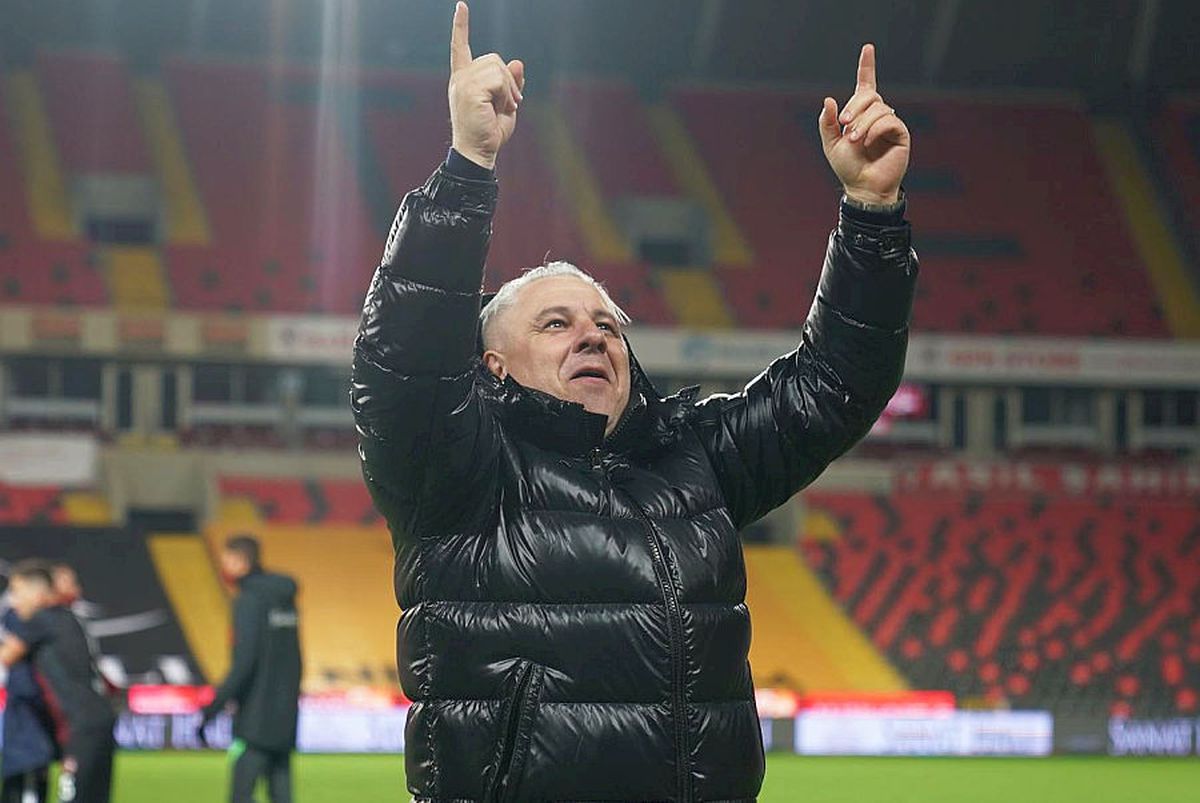 Șumudică a încheiat brusc un interviu: „Mă sună din Arabia Saudită acum, nu te mai aud!” :)