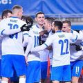 Mihai Rotaru, antrenorul Craiovei, e sunat de alte cluburi cu propuneri pentru mulți dintre jucătorii de linia a doua, în frunte cu Mateiu, Ivan și Ivanov. În schimb, nicio ofertă, deocamdată, pentru vreo vedetă.