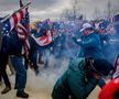 Suporterii lui Donald Trump au intrat cu forța în clădirea Capitoliului și blochează validarea lui Joe Biden. Sursă foto: Imago Images