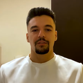 Adrian Petre (22 de ani), fostul atacant de la FCSB, în prezent la Cosenza Calcio (liga a doua din Italia), are acum canal de YouTube.