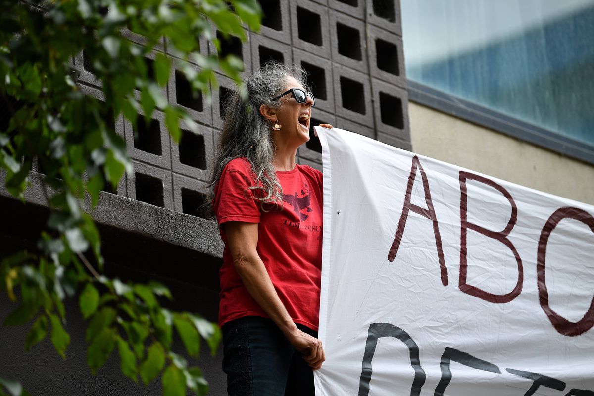 Djokovic rămâne în Australia » Prima imagine cu sârbul în hotel + când se va lua decizia privind cazul său