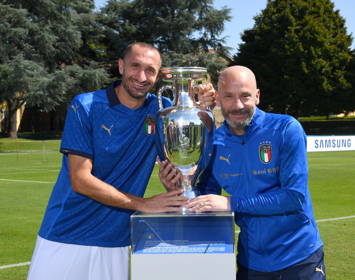 Mancini și-a găsit cu greu cuvintele » Ce a spus la 24 de ore după moartea prietenului Vialli