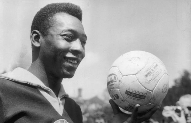 Lajos Sătmăreanu își amintește întâlnirea cu Pele, de la Mondialul din 70, și dezvăluie marele său regret: „Mi-a fost și jenă să o cumpăr, să nu zică băieții că mă dau mare. Acum îmi pare rău”