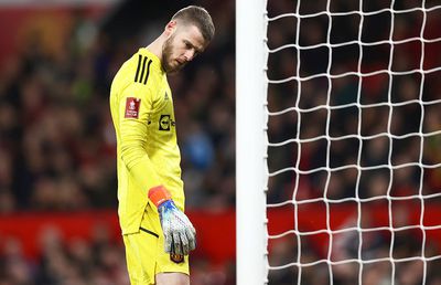 „Umilitor! Ține bara în loc să prindă mingea” » De necrezut ce a făcut De Gea! Filmul unei gafe colosale