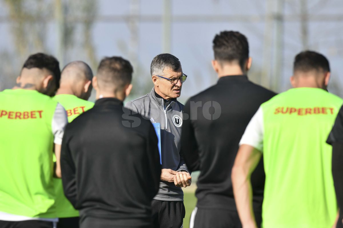 CORESPONDENȚĂ DIN ANTALYA Neluțu Sabău încă are mișcările! Cum îmblânzește „Moțu'” mingea și la 55 de ani