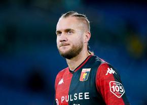 Negocierile pentru atacantul naționalei au intrat în stand-by. Genoa nu poate transfera alt vârf din cauza lui!