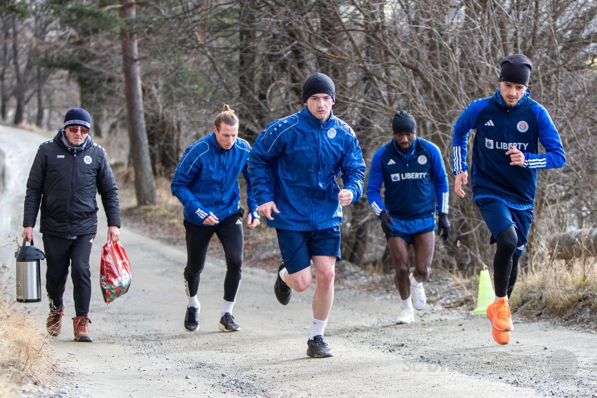 Jucătorii Oțelului Galați, puși la pante în cantonament