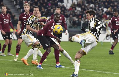 Juventus și Milan în urmărirea liderului din Serie A