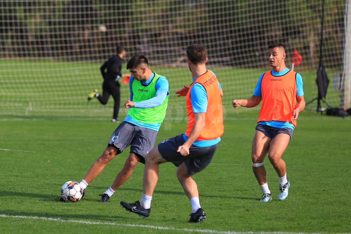 „Legs and heart, băieți!” » Fotbaliștii Petrolului, „terorizați” de specialistul care a lucrat 8 ani cu Simeone! GSP are imagini din dronă de la exercițiul spartan lucrat de „găzari”