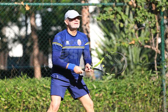 Valeriu Iftime joacă tenis în Antalya FOTO: Ionuţ Iordache (GSP)